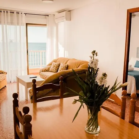 Amplio En 1ª Linea De Playa -free Wifi *